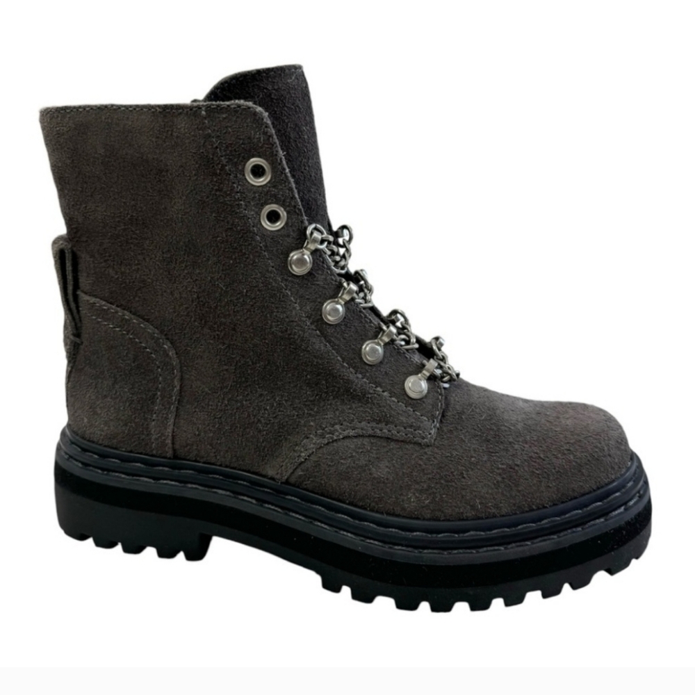 Vince Camuto Popinta Rugged Suede Gray Chain Link Boots New In Box 9.5